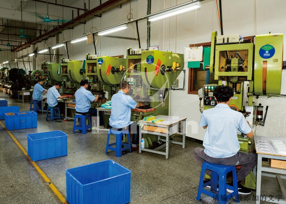 模切車間（四）